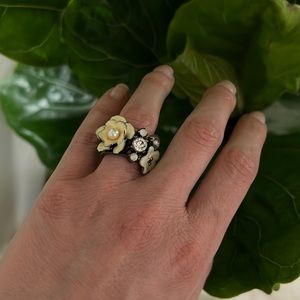 BCBG Floral Ring